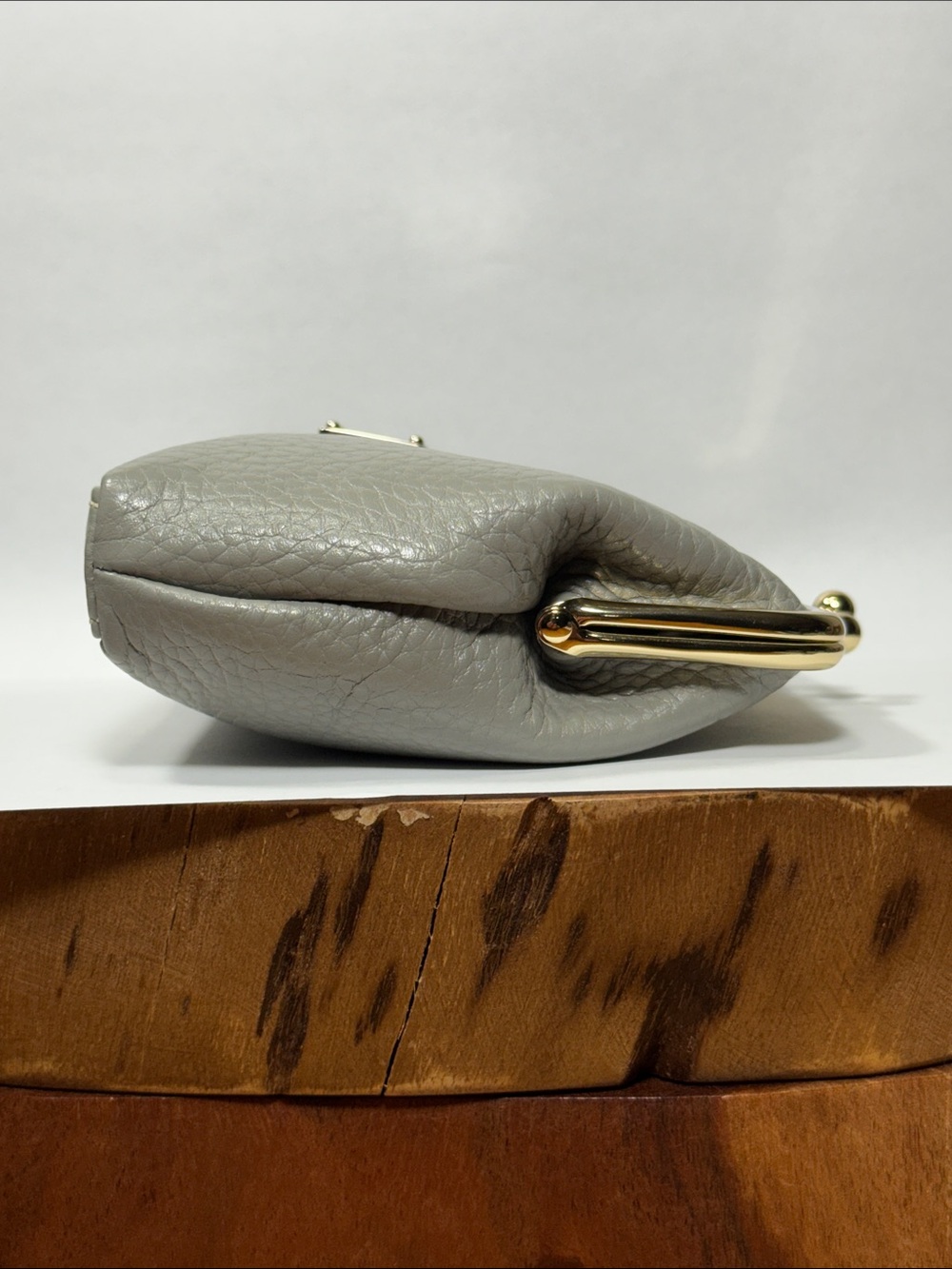 NWOT Vintage Dooney & Bourke Pebble Grain Large Framed Kisslock Card-Coin Purse - Picture 7 of 8